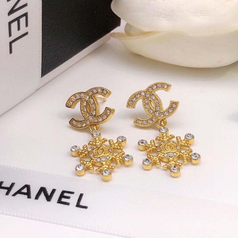 Ch**el earrings